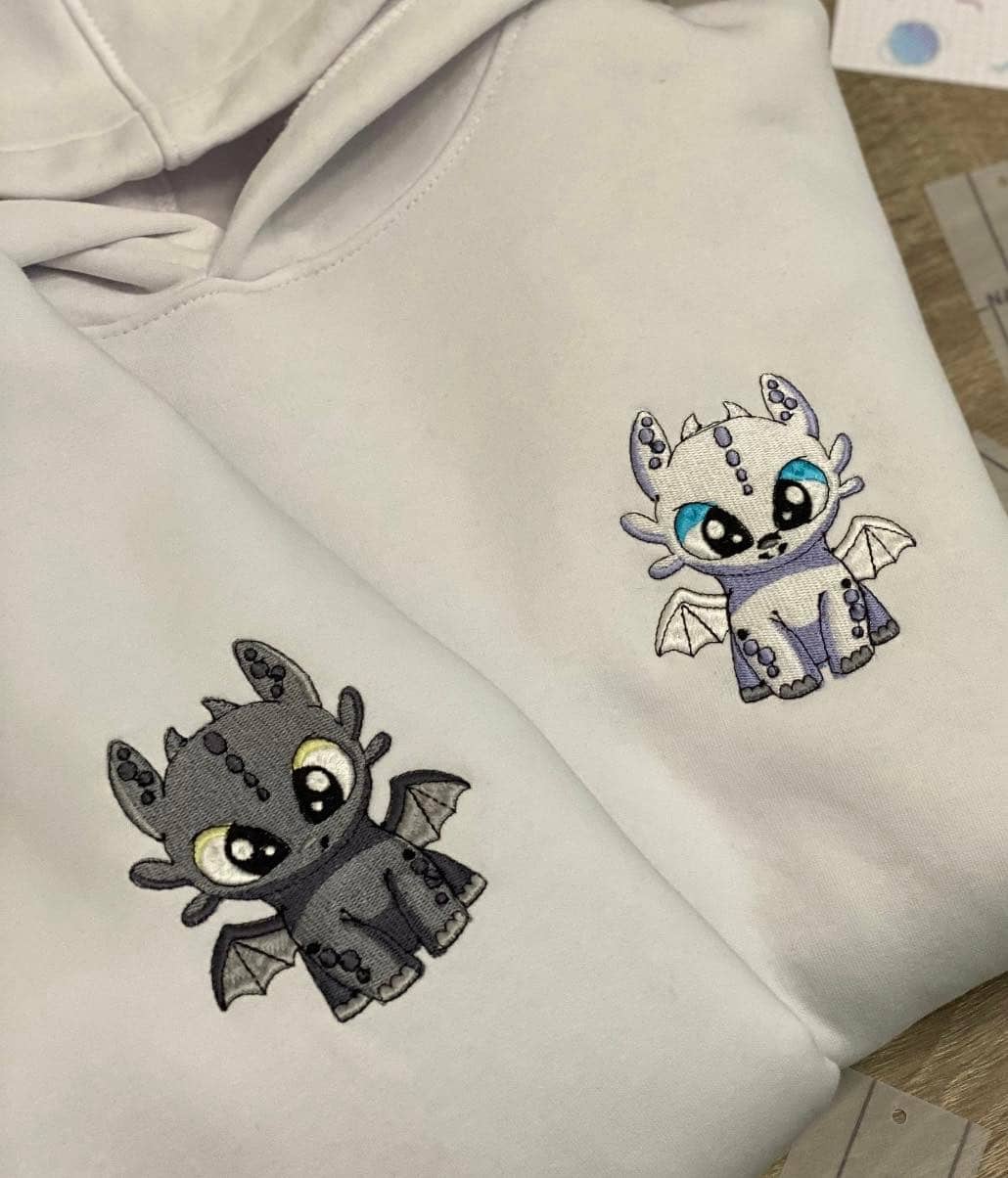 Cuki Sárkányos Páros Kapucnis Pulcsi